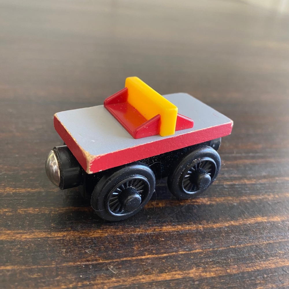 Thomas & Friends Wooden Railway Rocky's Back Carโ Learning Curve Magnetic Train